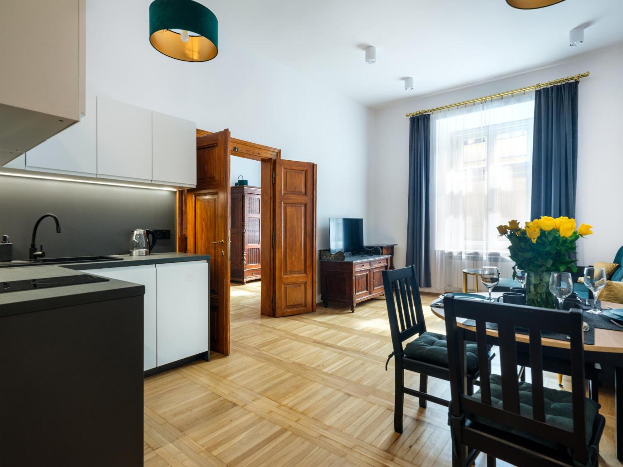 Tyzenhauz Apartments Old Town Krakkó Kültér fotó