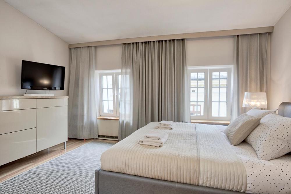 Tyzenhauz Apartments Old Town Krakkó Szoba fotó