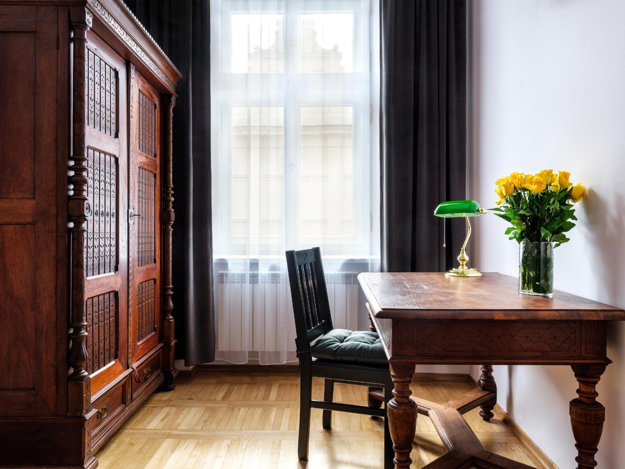 Tyzenhauz Apartments Old Town Krakkó Szoba fotó