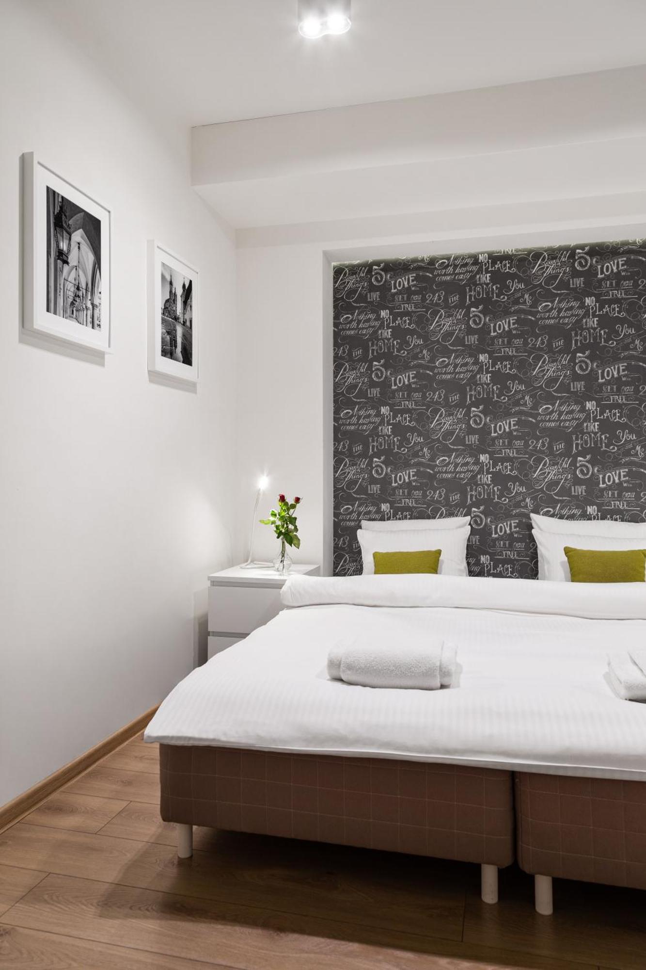 Tyzenhauz Apartments Old Town Krakkó Kültér fotó
